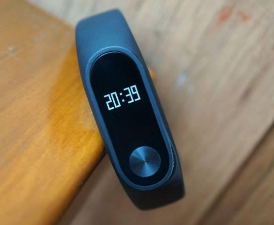 智能手環 vs. D1智能手表 看完這篇再決定你的腕上選擇